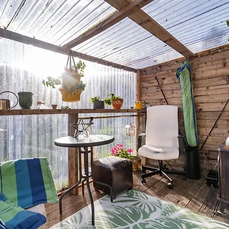 Yellow Door 住宿加早餐酒店 莫维尔